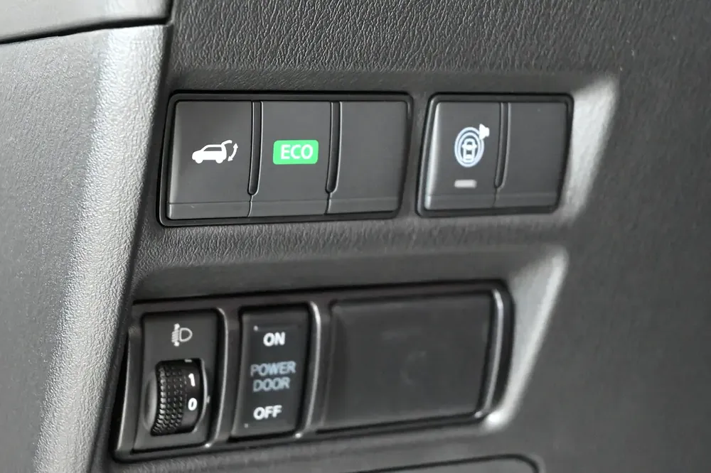 Nissan Patrol Platinum V6 - 2024 - Image 11