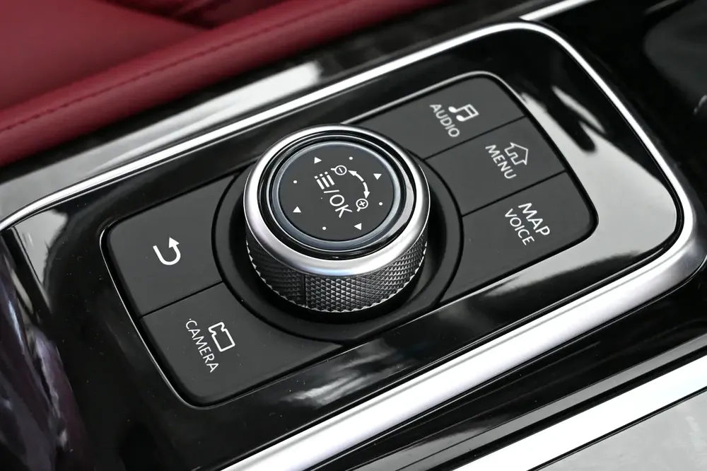 Nissan Patrol Platinum V6 - 2024 - Image 14