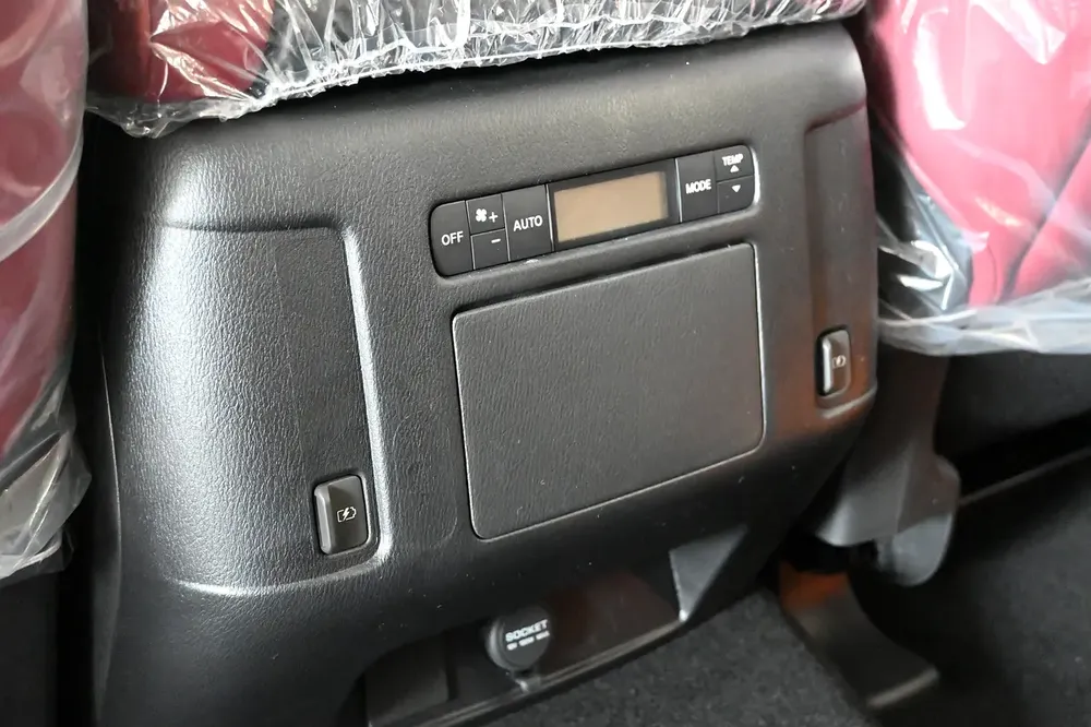 Nissan Patrol Platinum V6 - 2024 - Image 7