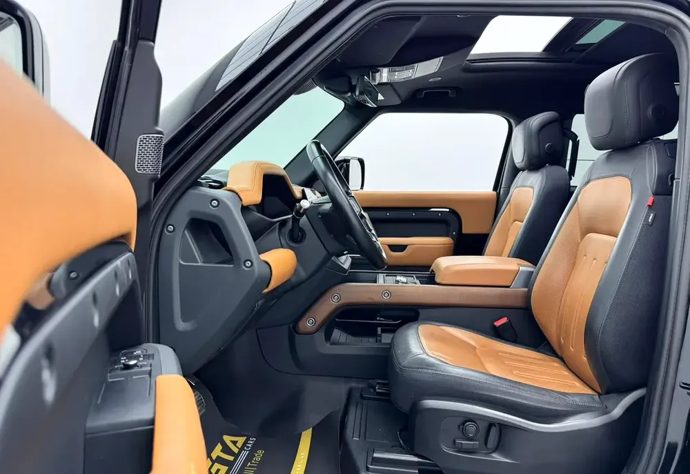 2022 Land Rover Defender 90 X P400, 2027 Land Rover Warranty, Land Rover Service History, GCC - Image 10