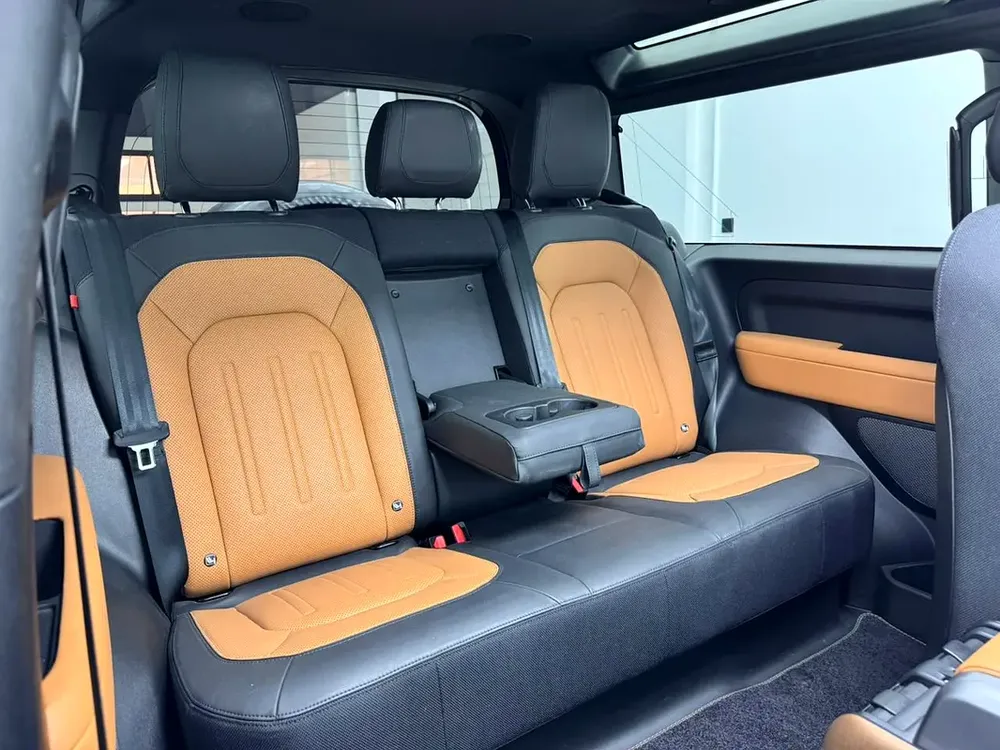 2022 Land Rover Defender 90 X P400, 2027 Land Rover Warranty, Land Rover Service History, GCC - Image 13