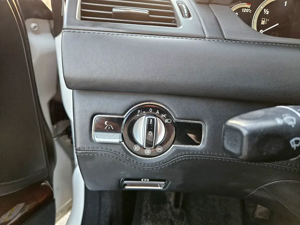 MERCEDES BENZ CL550 JAPAN IMPORTED - Image 19