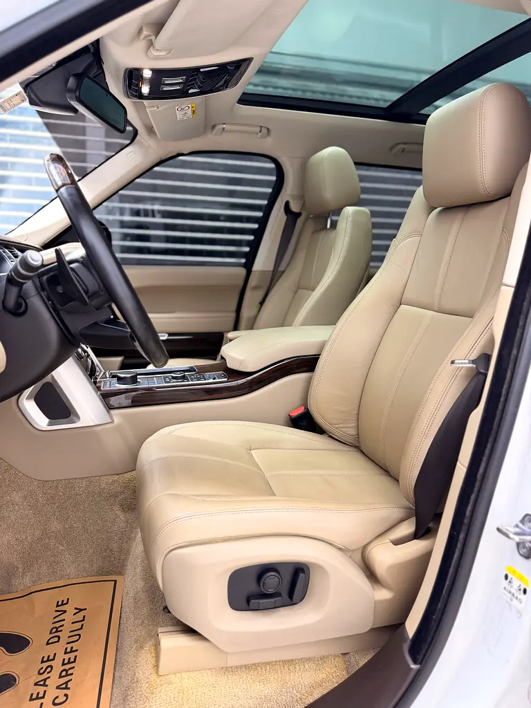 Land Rover Range Rover HSE 2016 - GCC Specs - Image 11