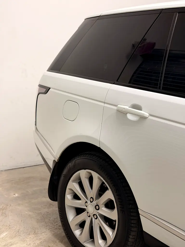 Land Rover Range Rover HSE 2016 - GCC Specs - Image 7