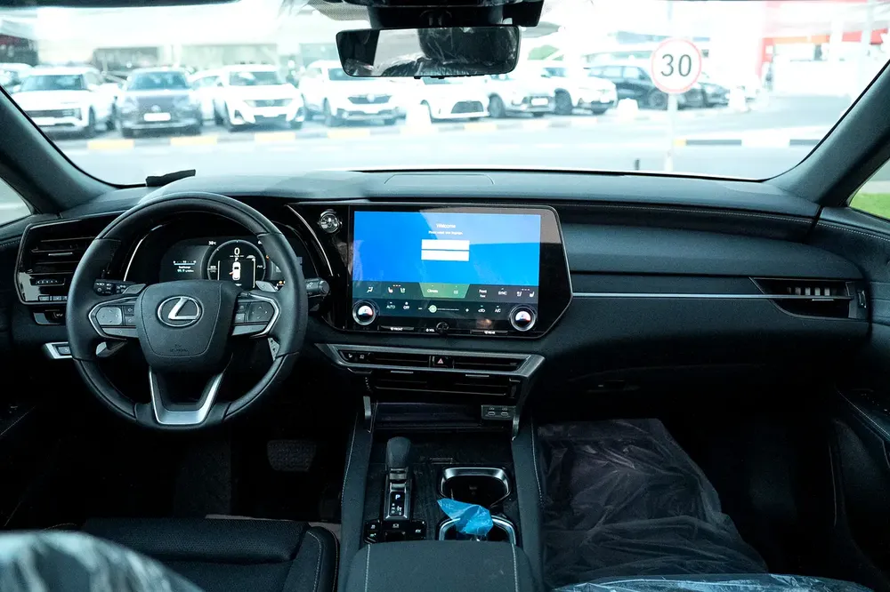 Lexus RX 350h Premier 2025 | GCC Specs | Brand New - Image 9