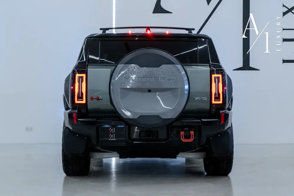 2024 GMC Hummer EV, Fully Loaded, Clean Tittle, 830 HP, Excellent Condition, American Spec - Image 4