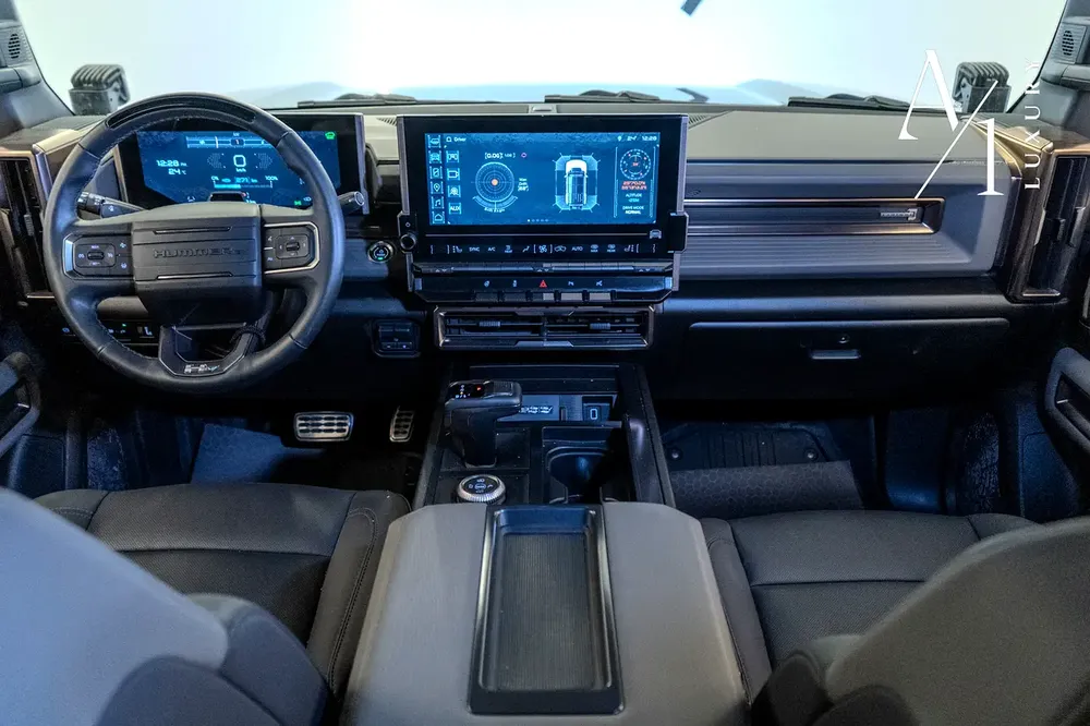 2024 GMC Hummer EV, Fully Loaded, Clean Tittle, 830 HP, Excellent Condition, American Spec - Image 6