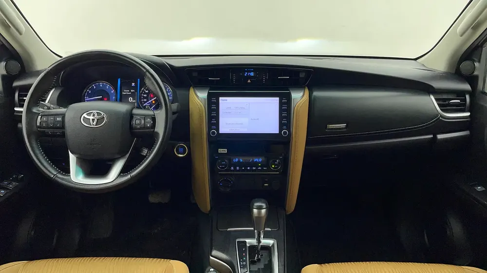 AED 1,578/m | 0 DP | Free 3 Months Warranty | Service History | 30 Day Return | TOYOTA FORTUNER 2023 - Image 7