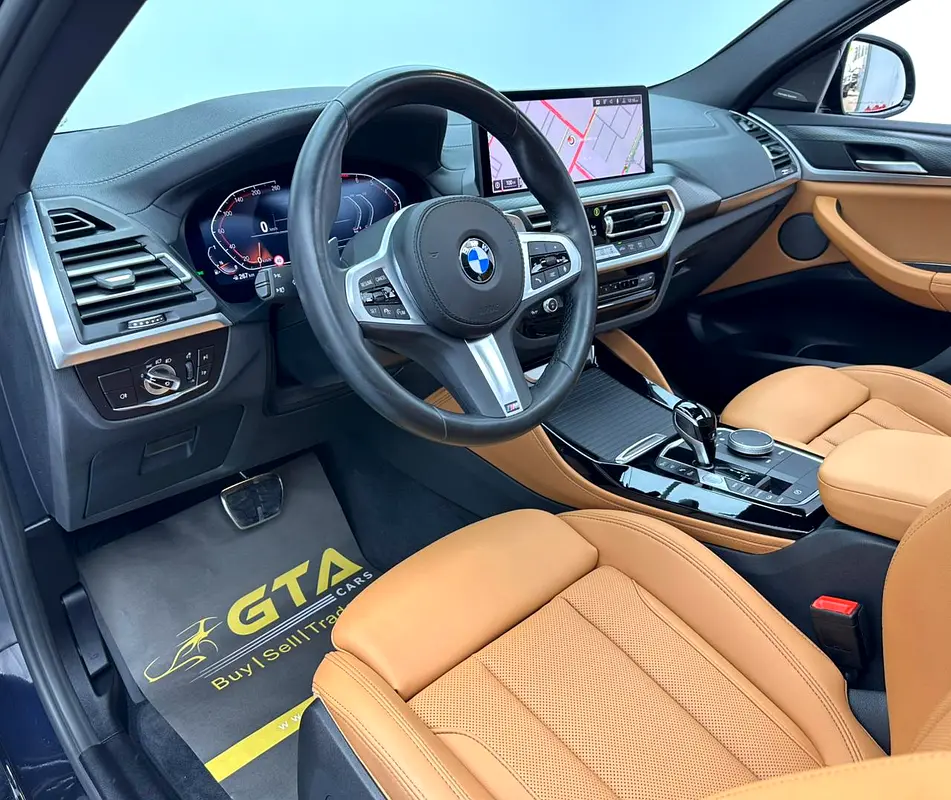 2024 BMW X4 xDrive30i M-Sport, Oct/2028 BMW Warranty + Service Contract, Full Service History, GCC - Image 9