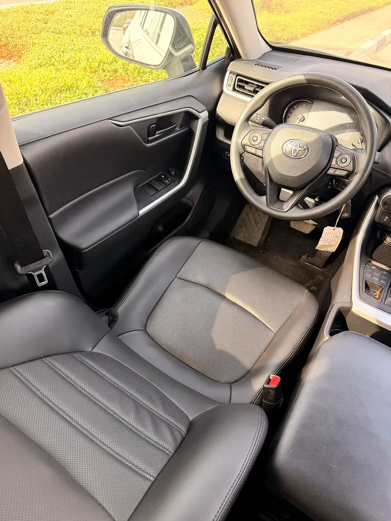 Toyota RAV4 MID - 2024 Mid Option- 4X4 - Well maintained - Image 13