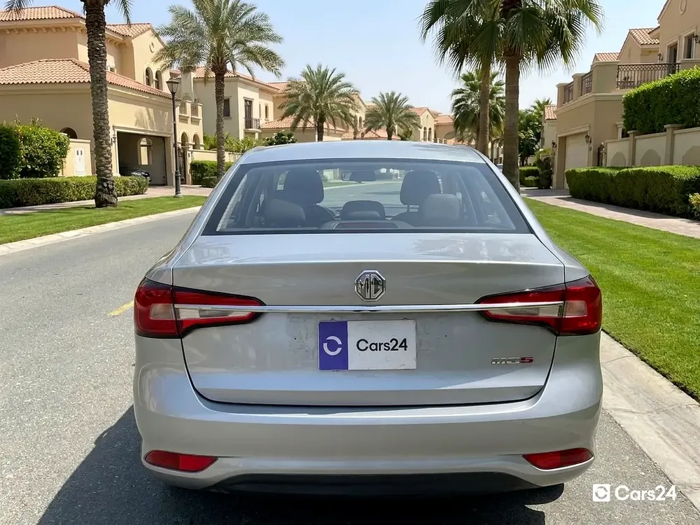 AED 455/month | 0 Downpayment | Free 3 Months Warranty | Service History | 30 Day Return | MG 5 2023 - Image 4