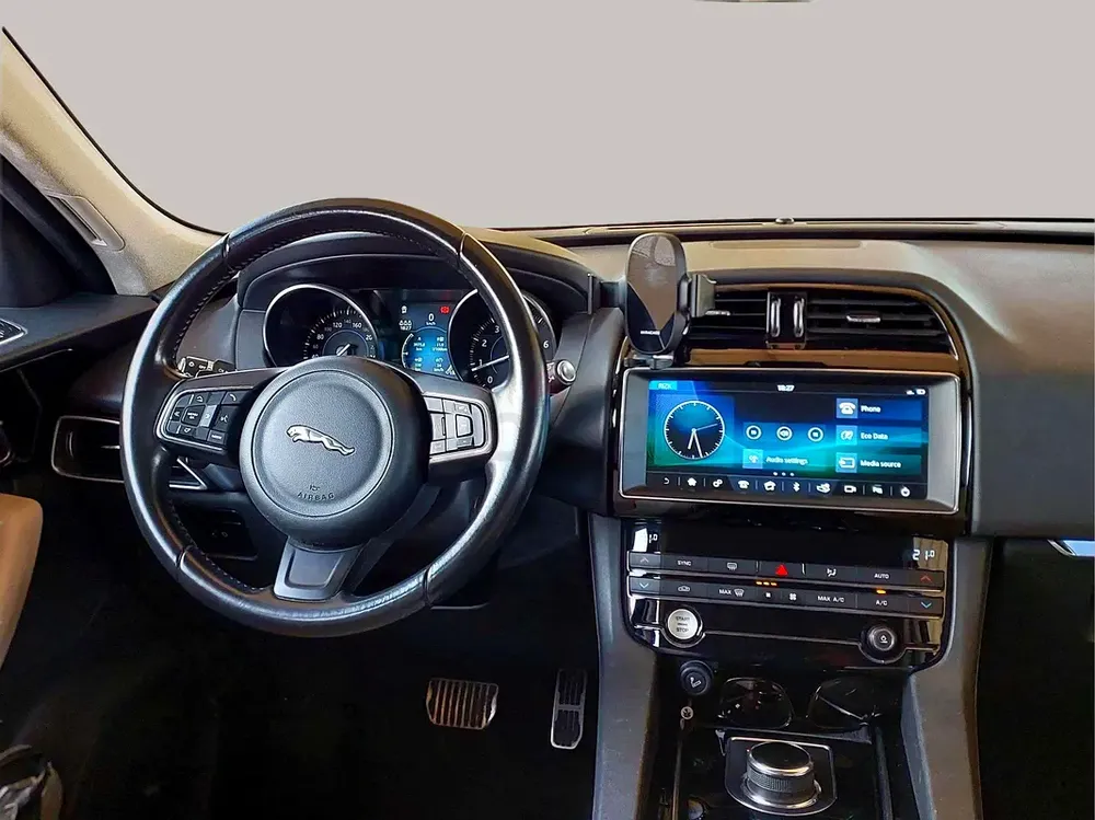 AED 829/month | 2019 Jaguar F-Pace  | GCC Specs | Ref#469717 - Image 10