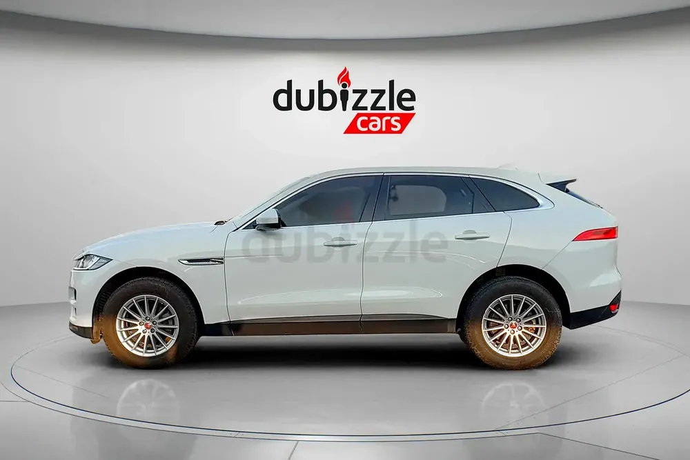 AED 829/month | 2019 Jaguar F-Pace  | GCC Specs | Ref#469717 - Image 5