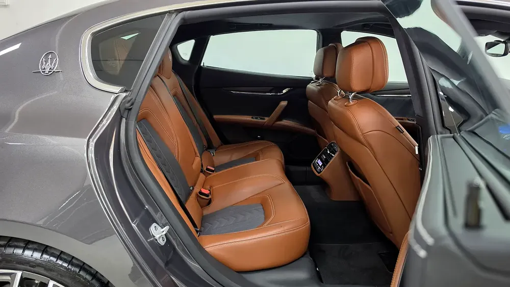 Maserati Quattroporte GTS 2020 - GCC Specs - Image 12