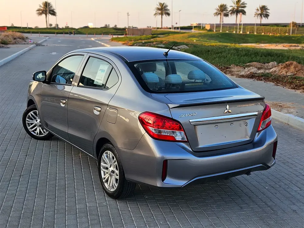 Mitsubishi Attrage 2022 GCC Premium Condition Low KM Perfect Family Sedan - Image 14