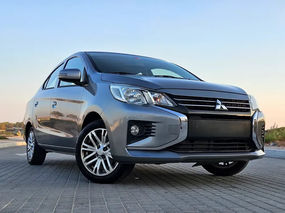 Mitsubishi Attrage 2022 GCC Premium Condition Low KM Perfect Family Sedan - Image 5