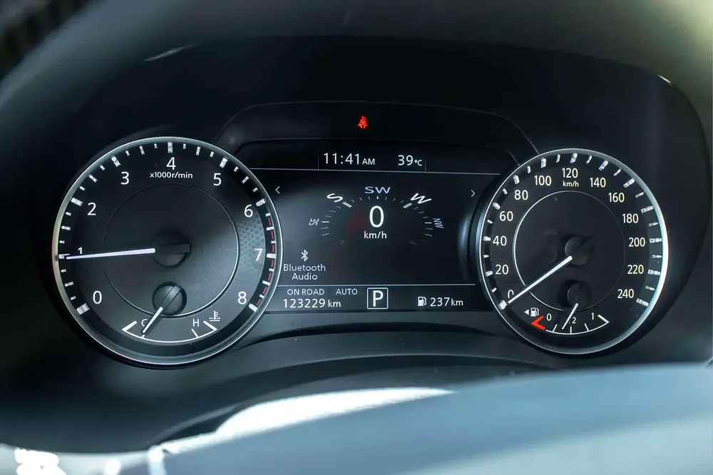 AED 2500/month | 2021 Nissan Patrol LE | GCC Specs | Ref#377748 - Image 17