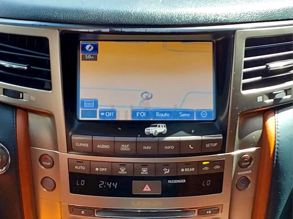 Inspected Car | 2014 Lexus LX-Series LX 570 Platinum | GCC Specs | Ref#470746 - Image 13