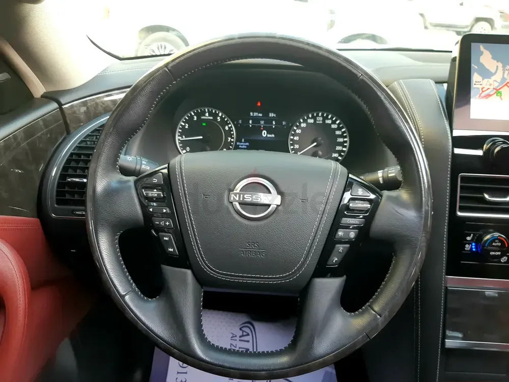 ALMOST NEW NISSAN PATROL 4.0L 2023 PLATINUM V6 GCC SPEC RADAR 6 CAMERAS NAVI SUNROOF LEATHER SEATS - Image 9