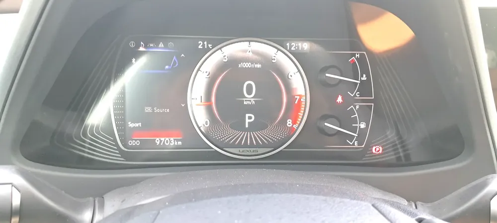LEXUS UX200 2.0L 10 GEAR SPEED 2023 GCC FULL SERVICE +WARRANTY LEXUS AL FUTTAIM +ORGINAL PAINT 100% - Image 18