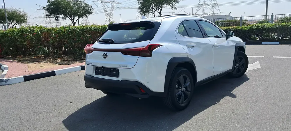 LEXUS UX200 2.0L 10 GEAR SPEED 2023 GCC FULL SERVICE +WARRANTY LEXUS AL FUTTAIM +ORGINAL PAINT 100% - Image 6