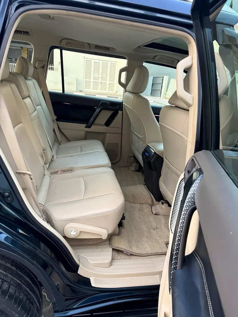Toyota Prado 2018 VXR V6 Full Option Accident Free - Image 12