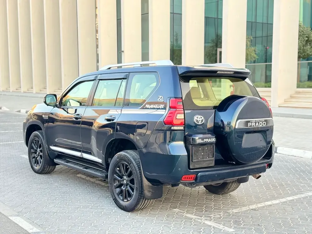 Toyota Prado 2018 VXR V6 Full Option Accident Free - Image 4