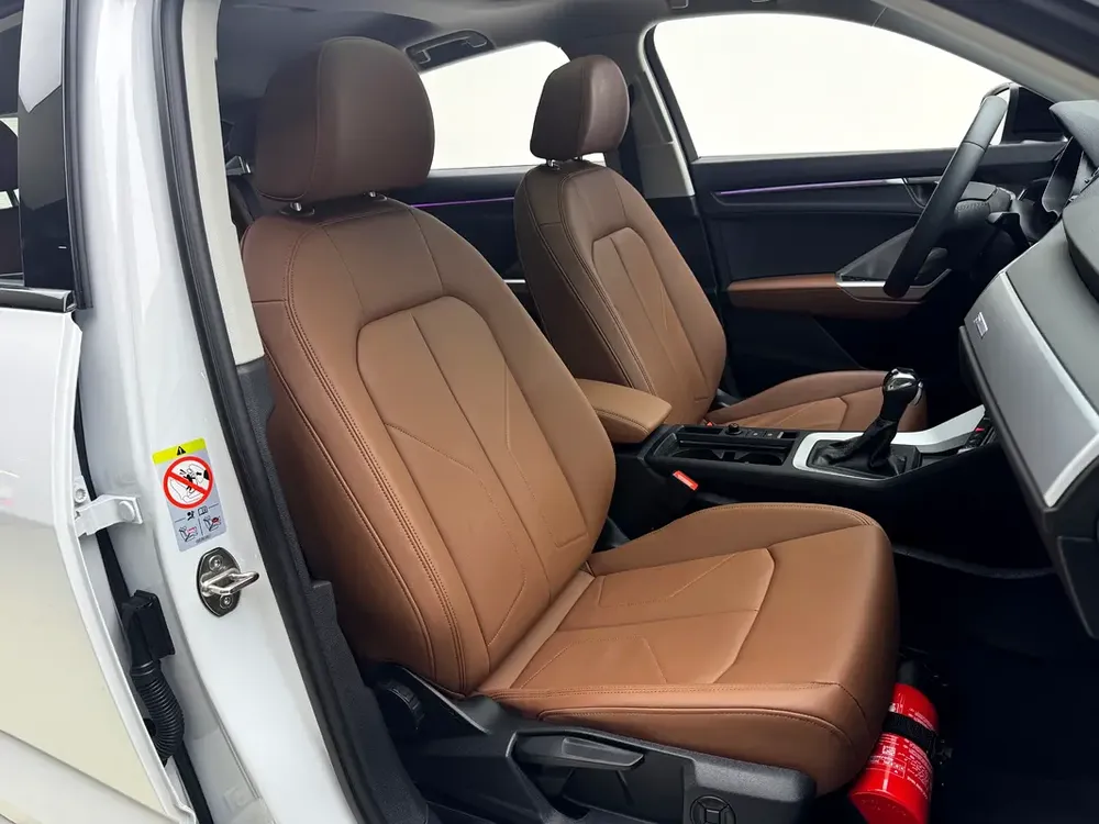 Q3 SPORTBACK PROGRESS BLACK 35 TFSI | Warranty | Service - Image 12