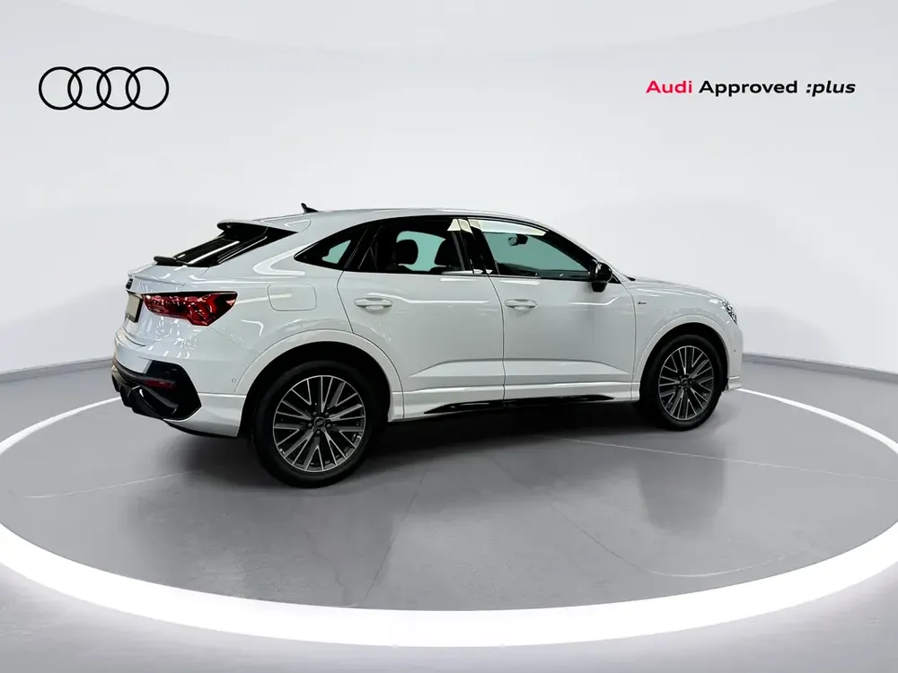 Q3 SPORTBACK PROGRESS BLACK 35 TFSI | Warranty | Service - Image 6