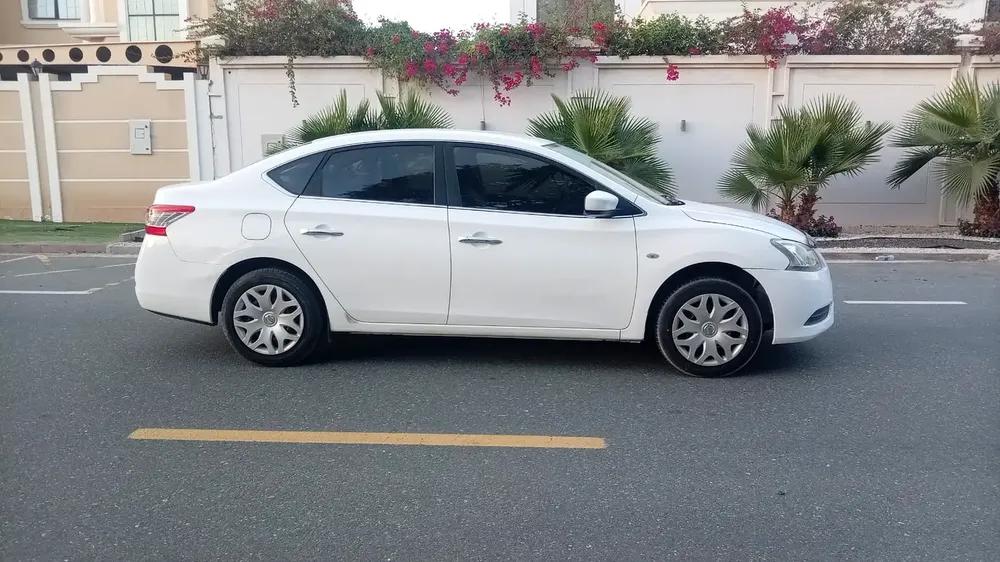 2019 Nissan Sentra - GCC Specs - Excellent Condition - Image 6