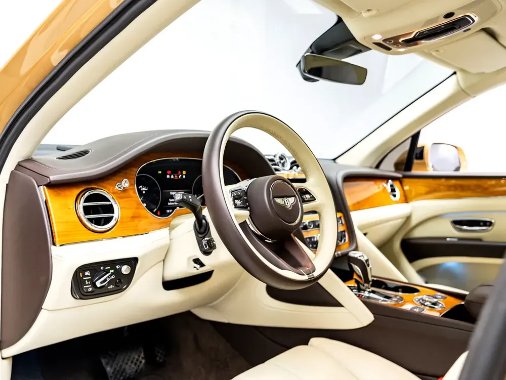 2022 Bentley Bentayga, April 2027 Bentley Warranty, GCC - Image 14
