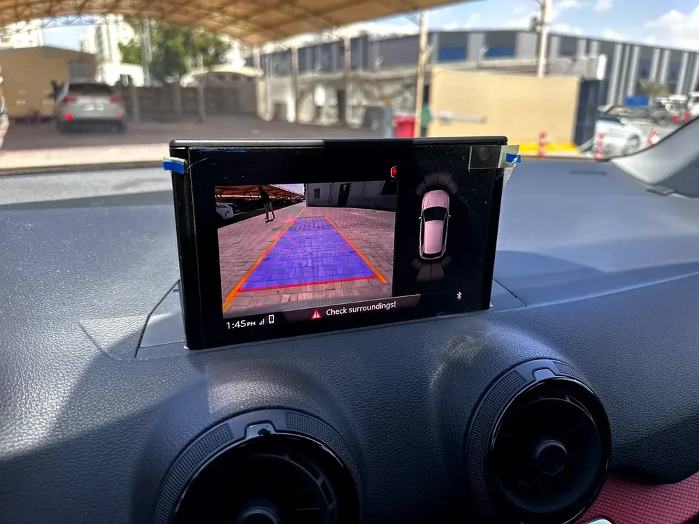 Audi Q2 - Image 6