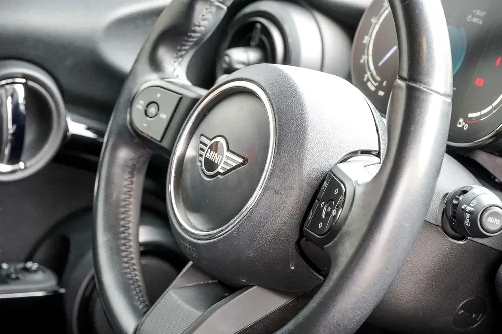 AED 1140/month | 2022 MINI Cooper  | GCC Specs | Ref#437792 - Image 9