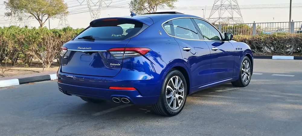 MASERATI LEVANTE 2022 GT HYBRID GCC FULL SERVICE  +WARRANTY AL TAYER MOTORS - ORGINAL PAINT 100% - Image 11