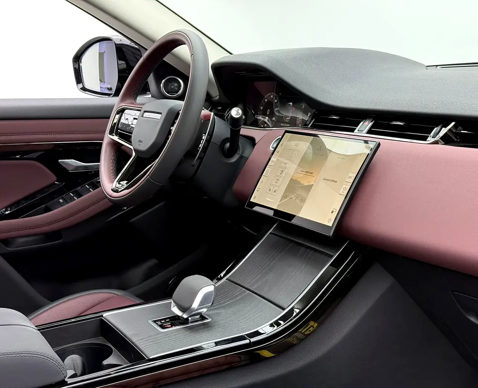 2025 Range Rover Evoque P250 Dynamic SE ,Warranty ,Brand New. - Image 14