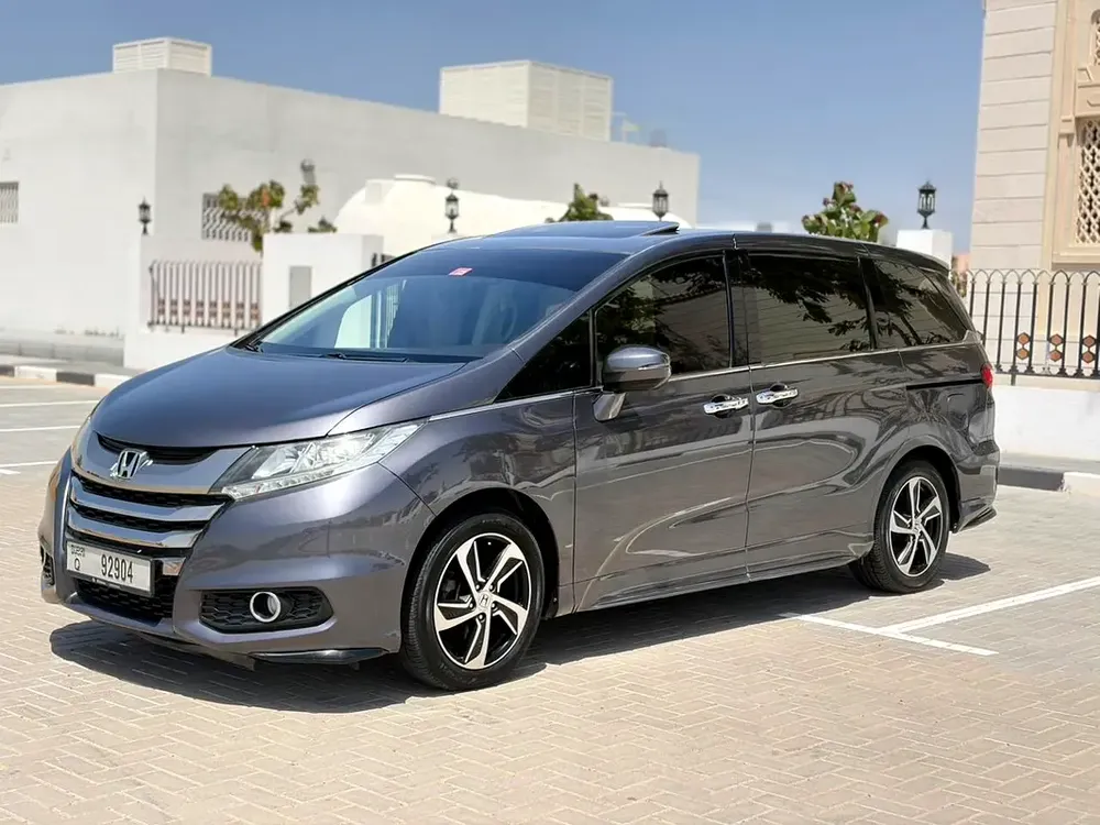 Honda Odyssey EX 2017 - GCC Specs - Excellent Condition - Image 6