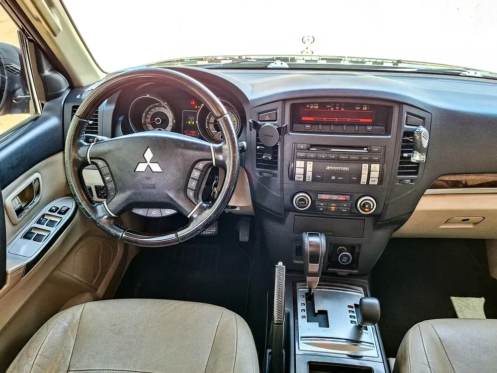 Inspected Car | 2014 Mitsubishi Pajero  | GCC Specs | Ref#453883 - Image 10