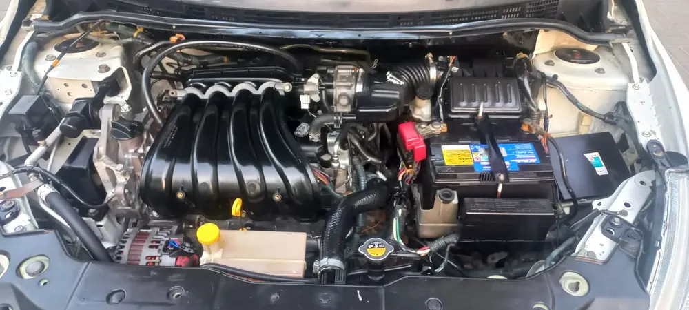 Nissan Tiida S 2010 GCC Specs - Reliable Sedan - Image 7
