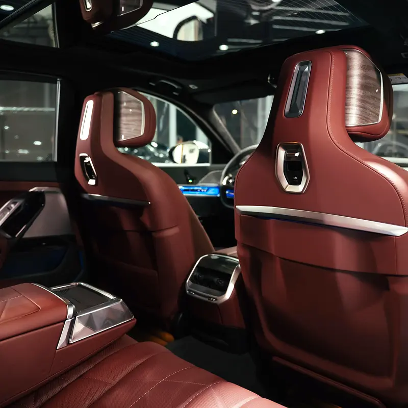 BMW 7-Series 740i Exclusive 2025 - GCC Specs - Brand New - Image 17