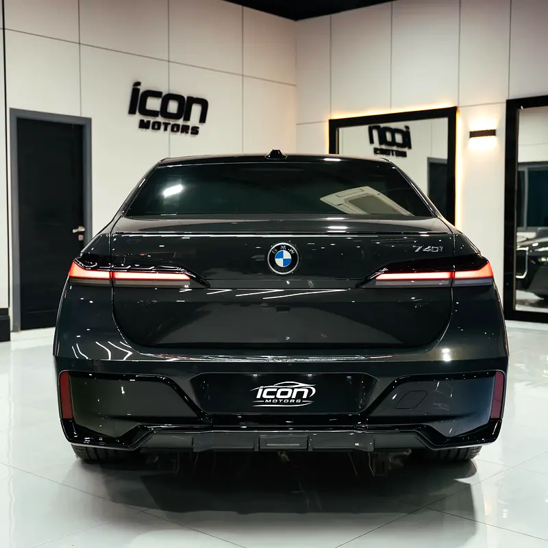 BMW 7-Series 740i Exclusive 2025 - GCC Specs - Brand New - Image 4