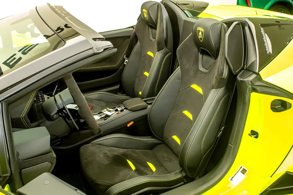 Huracan Evo Spyer I LIKE NEW I European - Image 9