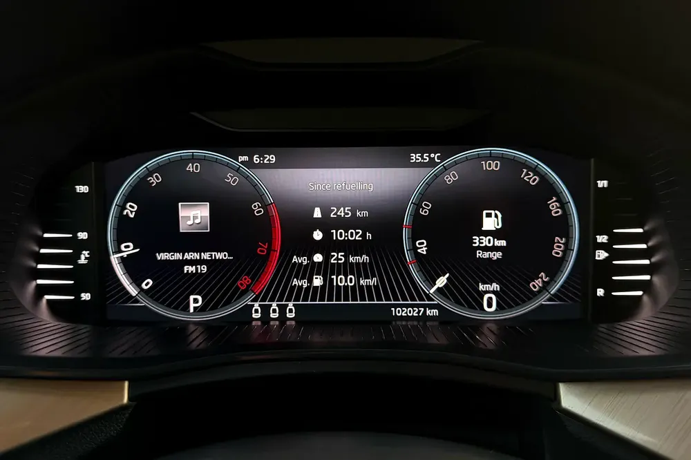 Full Agency Service History / 2 Keys | Skoda Kamiq Ambition 2022 GCC Specifications (Single Owner) - Image 16
