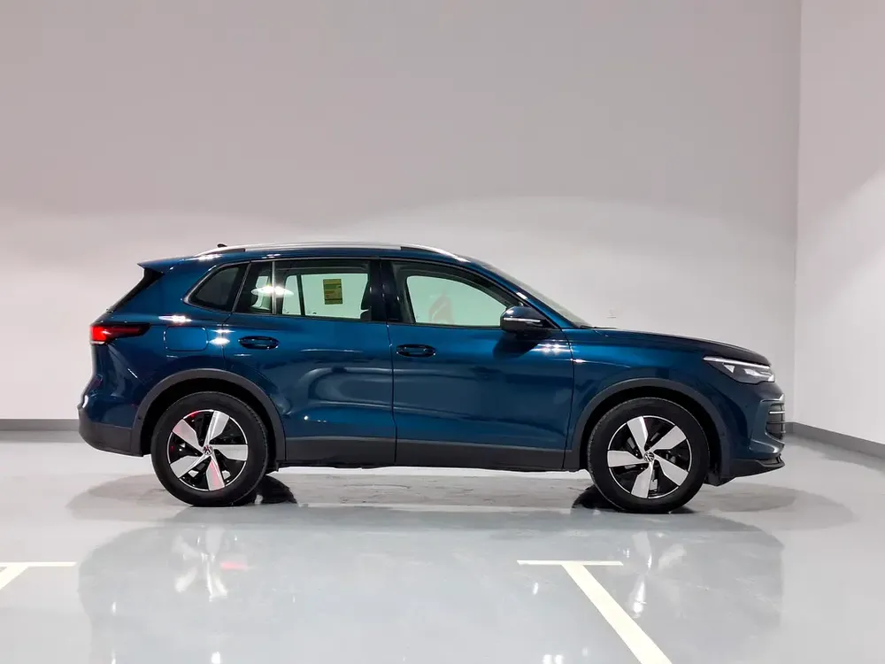 AED 1474/month | 2025 Volkswagen Tiguan Life Plus | GCC Specs | Ref#448389 - Image 4