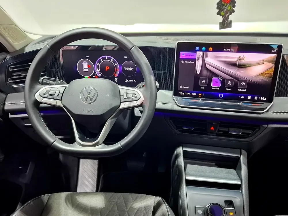 AED 1474/month | 2025 Volkswagen Tiguan Life Plus | GCC Specs | Ref#448389 - Image 9
