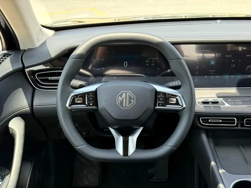 MG 8 Luxury 2026 GCC Specs 1.5L PHEV - Image 12