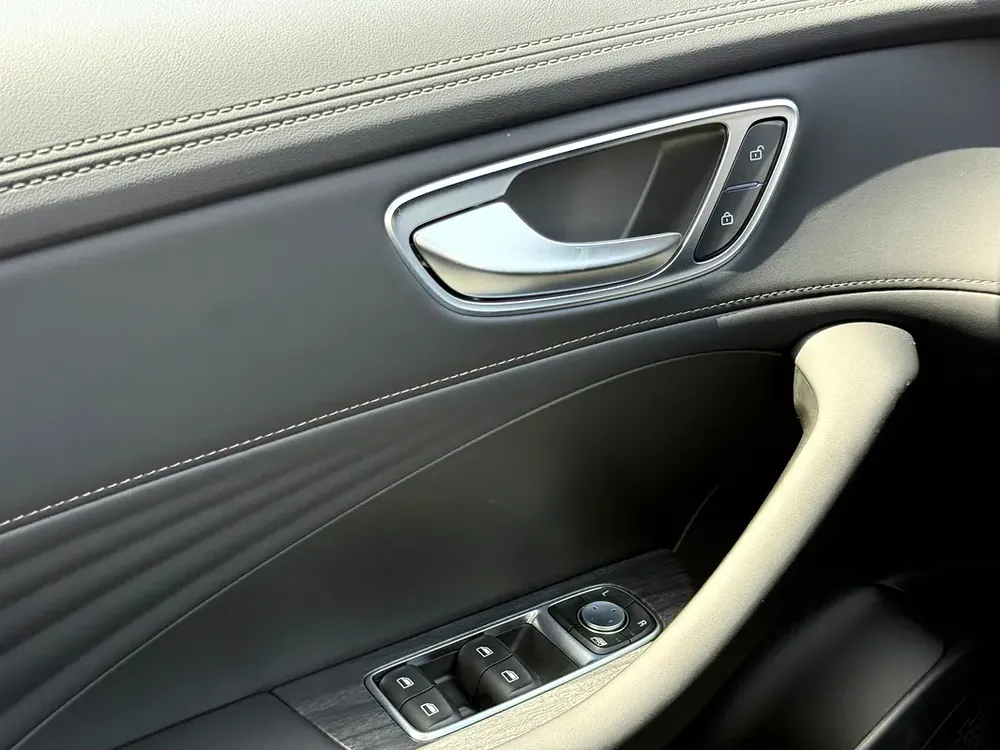 MG 8 Luxury 2026 GCC Specs 1.5L PHEV - Image 13