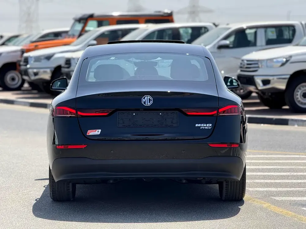 MG 8 Luxury 2026 GCC Specs 1.5L PHEV - Image 4