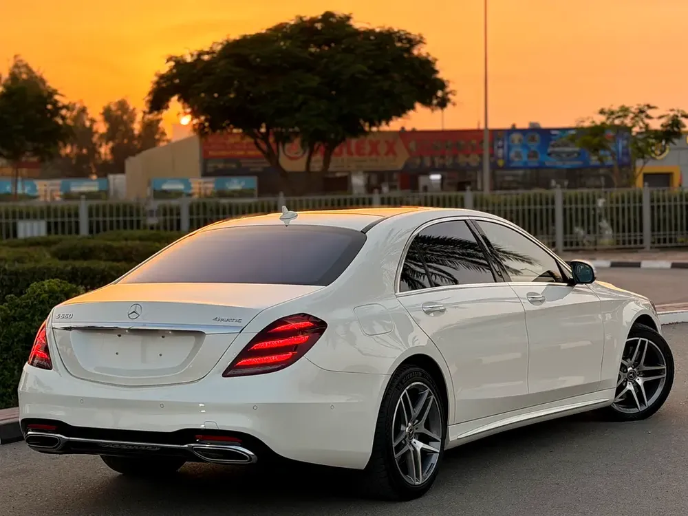 Mercedes-Benz S 560L AMG 4MATIC— ORIGINAL PAINT—ZERO ACCIDENT - Image 11