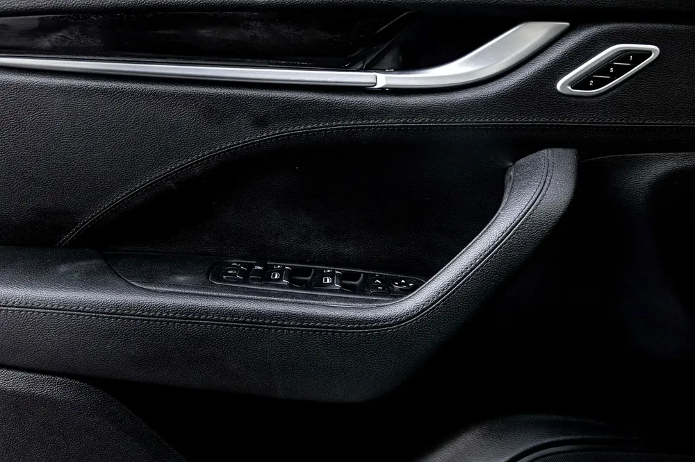 3,428 P.M |  Levante GT | 0% Downpayment | Levante GT Hybrid | Under Warranty! - Image 13