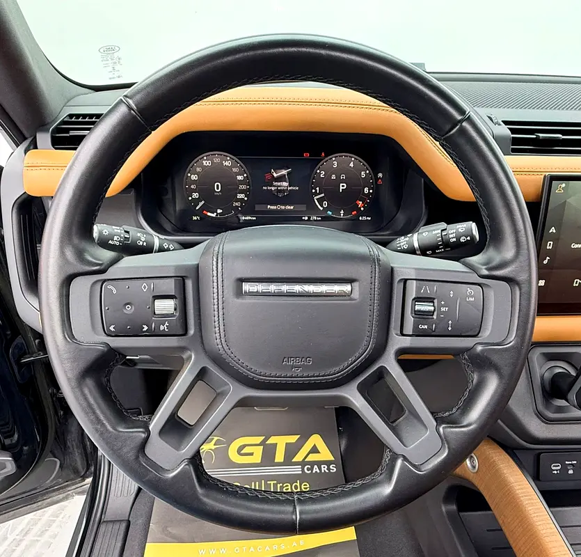 2023 Land Rover Defender 90 X-Dynamic HSE P400 | GCC Specs - Image 12